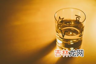 烤火为什么要放一瓶水,人们烤火常放上一壶水，什么原因？