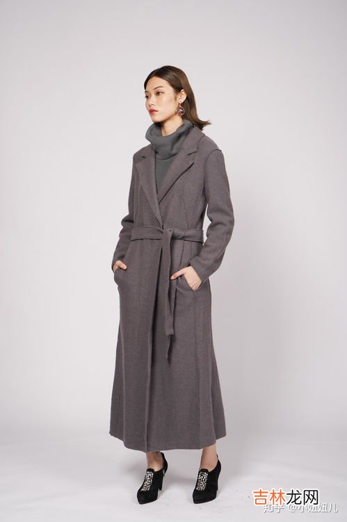 羊毛大衣能用洗衣机洗吗,羊毛大衣可以用滚筒洗衣机洗吗?