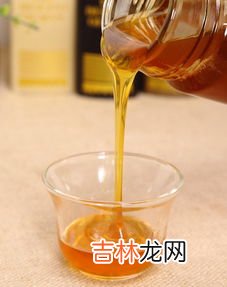金陵花蜂蜜,为什么超市里的金陵花黑莓蜂蜜的包装和网上的怎么不一样