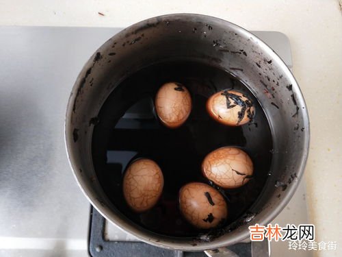 茶叶蛋几天能吃能放几天? 茶叶蛋一直泡着能放多久,茶叶蛋最多能放几天