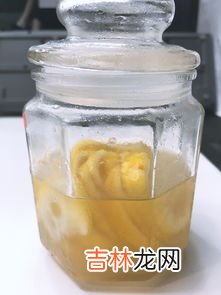 柠檬泡蜂蜜有什么功效,蜂蜜柠檬有什么功效?