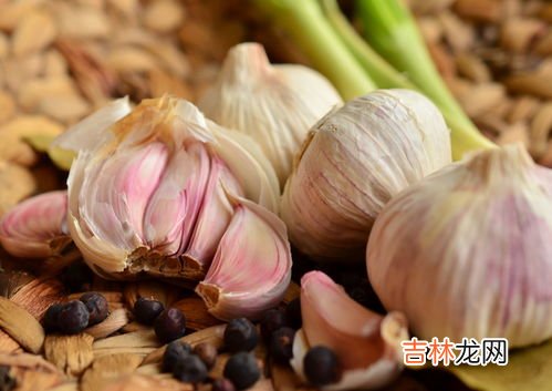 澳洲大蒜精每天吃多少,Makuti大蒜精吃对胃好吗