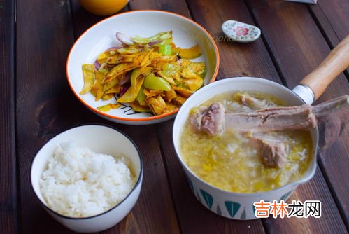 酸白菜的腌制方法,怎样腌制酸白菜?