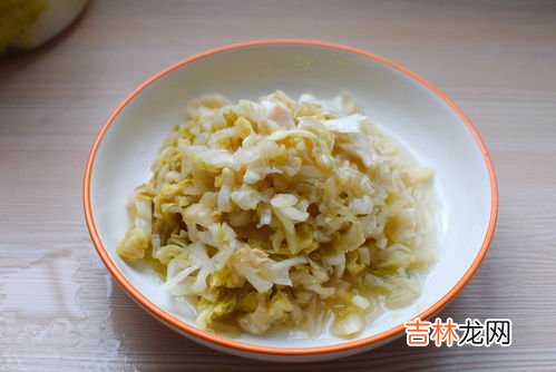 酸白菜的腌制方法,怎样腌制酸白菜?