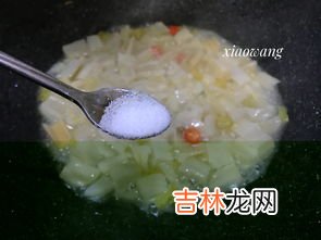 泡椒藕丁做法,泡椒藕丁的家常做法