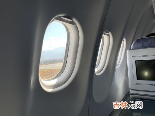 经济舱和商务舱的区别,飞机上经济舱和商务舱有什么区别呀?