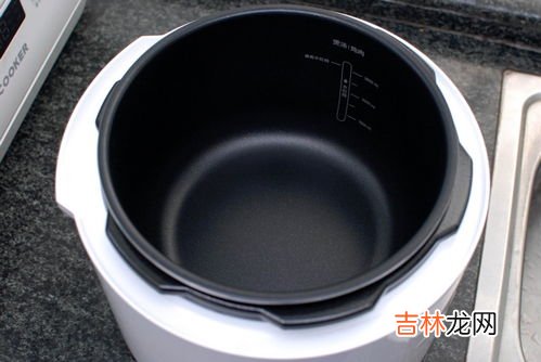 高压锅水位最高多少,高压锅最多加水到什么位置