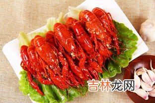 大的 龙虾死了几个小时可以吃吗,中午别人给我们送来的大龙虾送来时是活的,在水里放了2个小时死了,还能吃吗?能吃的话怎么处理