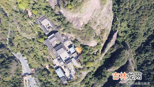 丹霞山服务区属于哪个省,七彩丹霞山在哪个省哪个市