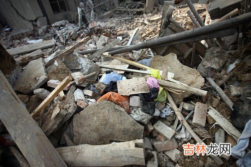 鞭炮爆炸后会产生什么,燃放鞭炮产生哪些有害气体？