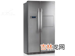 夏天,打开冰箱门常可看到白雾是因为,夏天打开冰箱冷冻室的门常常看到冷冻室冒出一股白雾?