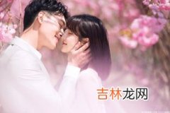 花开半夏是什么意思,“花开半夏半世花落”什么意思?