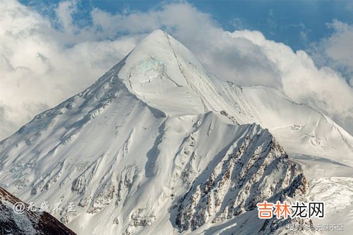 萨普神山的海拔多少米,萨普神山：导游不建议去的西藏秘境，景色起点太高致其他景点无味