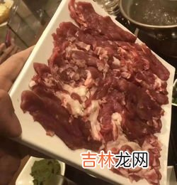 牛肉包子馅怎么才能鲜嫩多汁,肉包子馅怎么做吃起来才鲜嫩多汁呢？