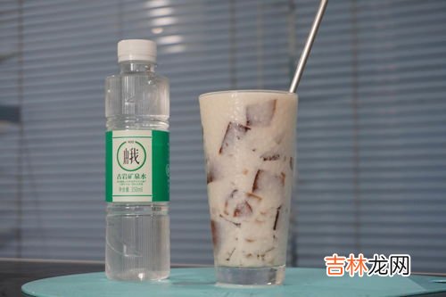 矿物质水和矿泉水的区别,矿泉水和矿物质水有什么区别吗