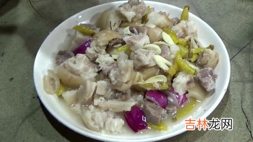 泡椒猪蹄怎么做,野山椒炖猪蹄怎么做好吃