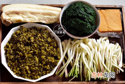 艾叶米果面粉和糯米粉的比例,5斤粉放几斤艾草