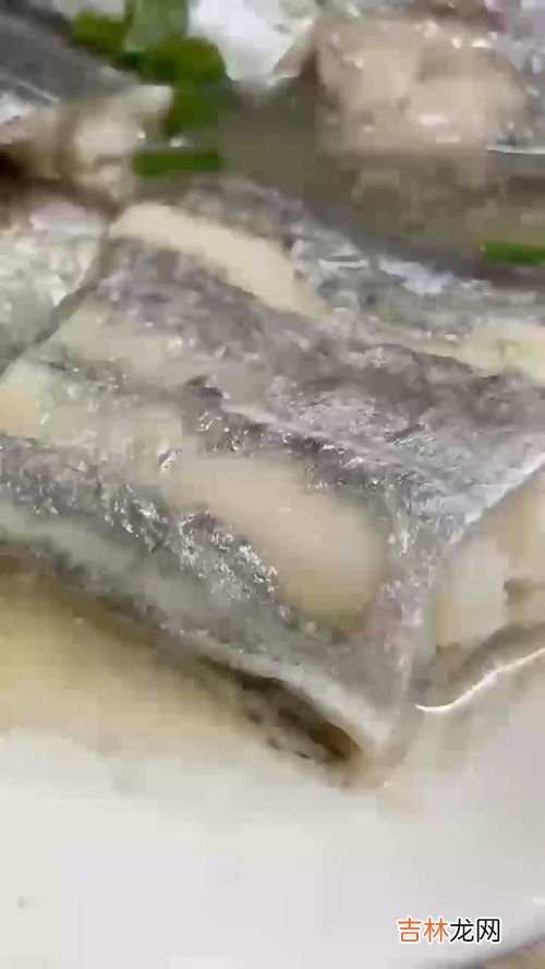 带鱼身上的银色需要去掉吗,带鱼表面银色需要去掉吗 买回来的带鱼段怎么处理