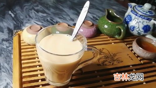 牛奶红茶冻的做法,如何在家自制奶茶？