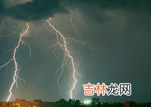 雷雨天气可以玩手机吗,打雷可以玩手机吗有危险吗