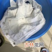 羽绒服能用洗衣液洗吗,羽绒服用肥皂洗还是用洗衣液洗