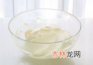 油水分离 淡奶油打成豆腐渣如何补救,淡奶油打成豆腐渣怎么办的做法