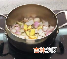 鲍鱼煲鸡还需要加什么材料,鲍鱼煲鸡还需要加什么材料 鲍鱼煲鸡还需要加的材料介绍