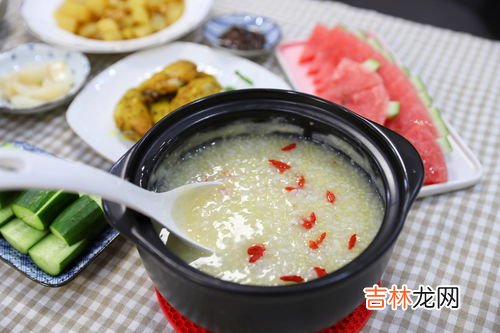 茯苓块怎么煮粥,干茯苓块煮粥前泡多久