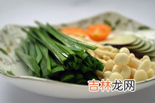 金针菇买多了可以冷冻保存吗,日常食用的金针菇可以冷冻保存吗？大家能分享些保存方法吗？