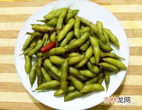 毛豆发黑了还能吃吗,生毛豆放几天有点变色能吃吗
