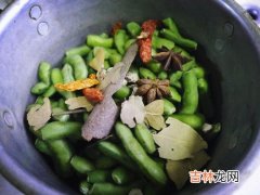 毛豆发黑了还能吃吗,生毛豆放几天有点变色能吃吗