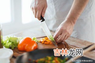 过夜菜第二天加热能吃吗,隔夜的饭第二天加热还可以吃吗？