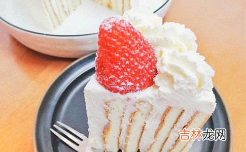 无水奶油属于人造奶油吗,伊利臻浓纯牛奶里面的奶油是人造奶油吗