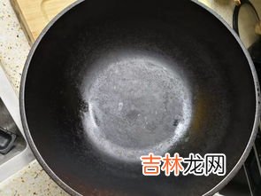 精铁锅是什么材质的,什么是精铸铁锅，和普通的生铁锅有什么区别?