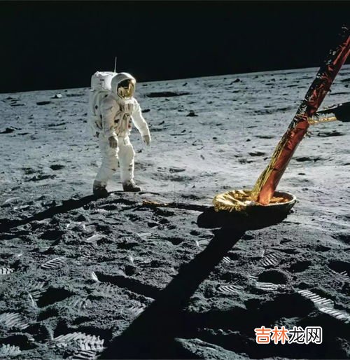 第一个登上月球的人是谁,第一个登上月球的人是谁