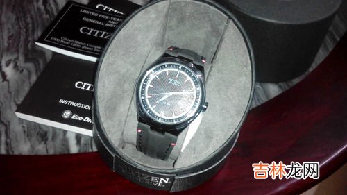 光动能手表没光源可以用多久,光动能手表怎么充电呢？光动能手表电池能用多久呢？