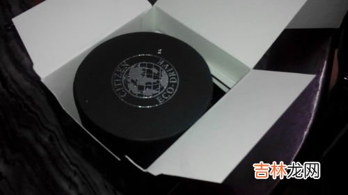 光动能手表没光源可以用多久,光动能手表怎么充电呢？光动能手表电池能用多久呢？