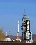 神舟五号宇宙飞船飞天的时间是,你知道神舟5号发射时间是几月几日吗？