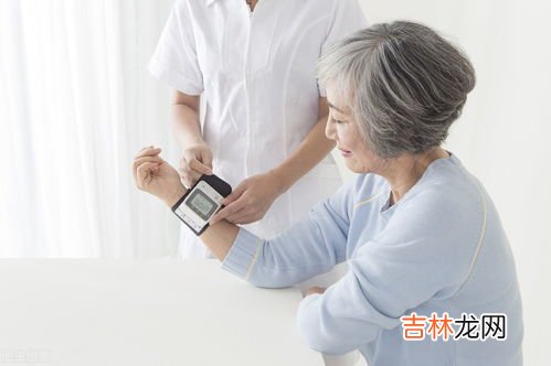 干莲子要泡多久才可以煮,莲子泡多久可以煮