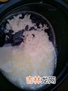 豆腐脑能二次加热吗,豆腐脑凉了可以热吗？