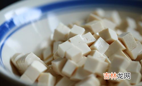 上供为什么用豆腐,豆腐是贡品能摆放在佛和菩萨面前？