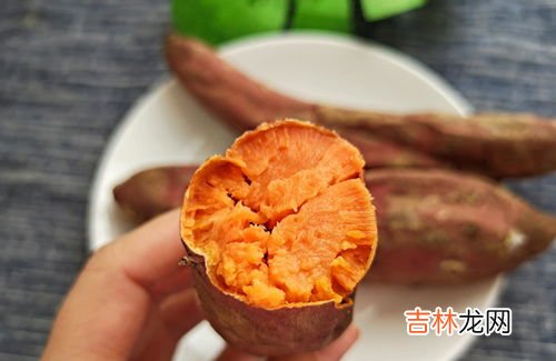 烤生鸡蛋怎样防止爆裂,怎样才能把带壳生鸡蛋放到电烤箱里烤，且烤不碎？