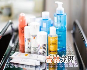 化妆品在登机箱里需要打开吗,安检把化妆品拿出来吗？