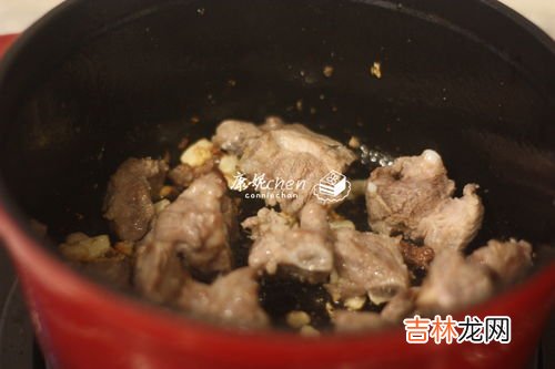 排骨为什么越炖越硬,排骨做硬了怎么办