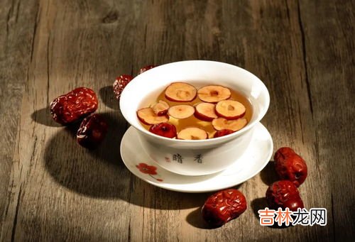 红枣泡水一次放几个,黑枣和红枣泡水的比例?一起泡水的话一天不可以超过多少颗