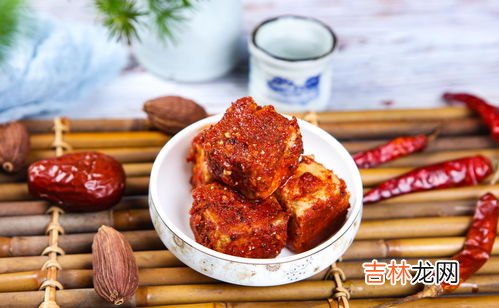 一天吃几块豆腐乳合适,经常吃豆腐乳对身体好吗？一天吃2块，算多吗？ 豆腐乳需要冷藏吗？室温可以吗？