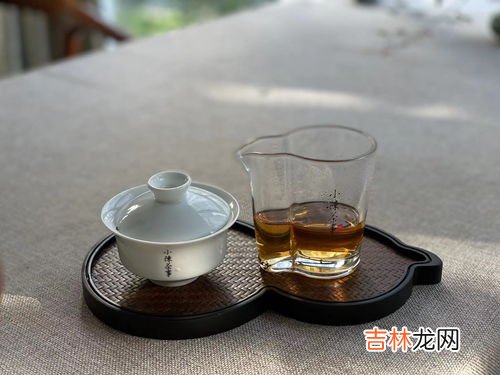 红参搭配什么泡茶,桂圆、红参、红枣、枸杞、有什么功效,能一起泡茶喝吗?