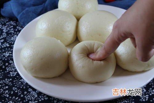 馒头上的红点材料哪里卖,蒸桃馒头上的红色是什么东西什么地方有卖的？