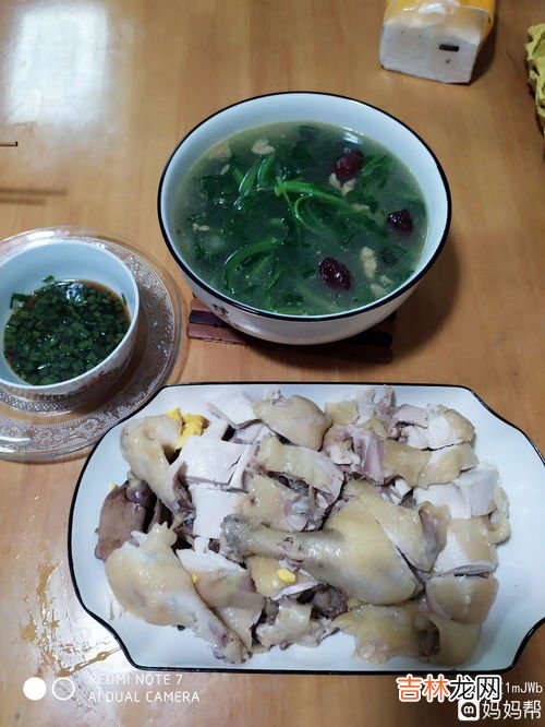猪头哪里不能吃的,猪身上有一块肉叫做“槽头肉”，最好不要吃，这块肉在哪里？