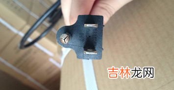 为什么插座两边都有电,插座上两条线都有电是什么原因？